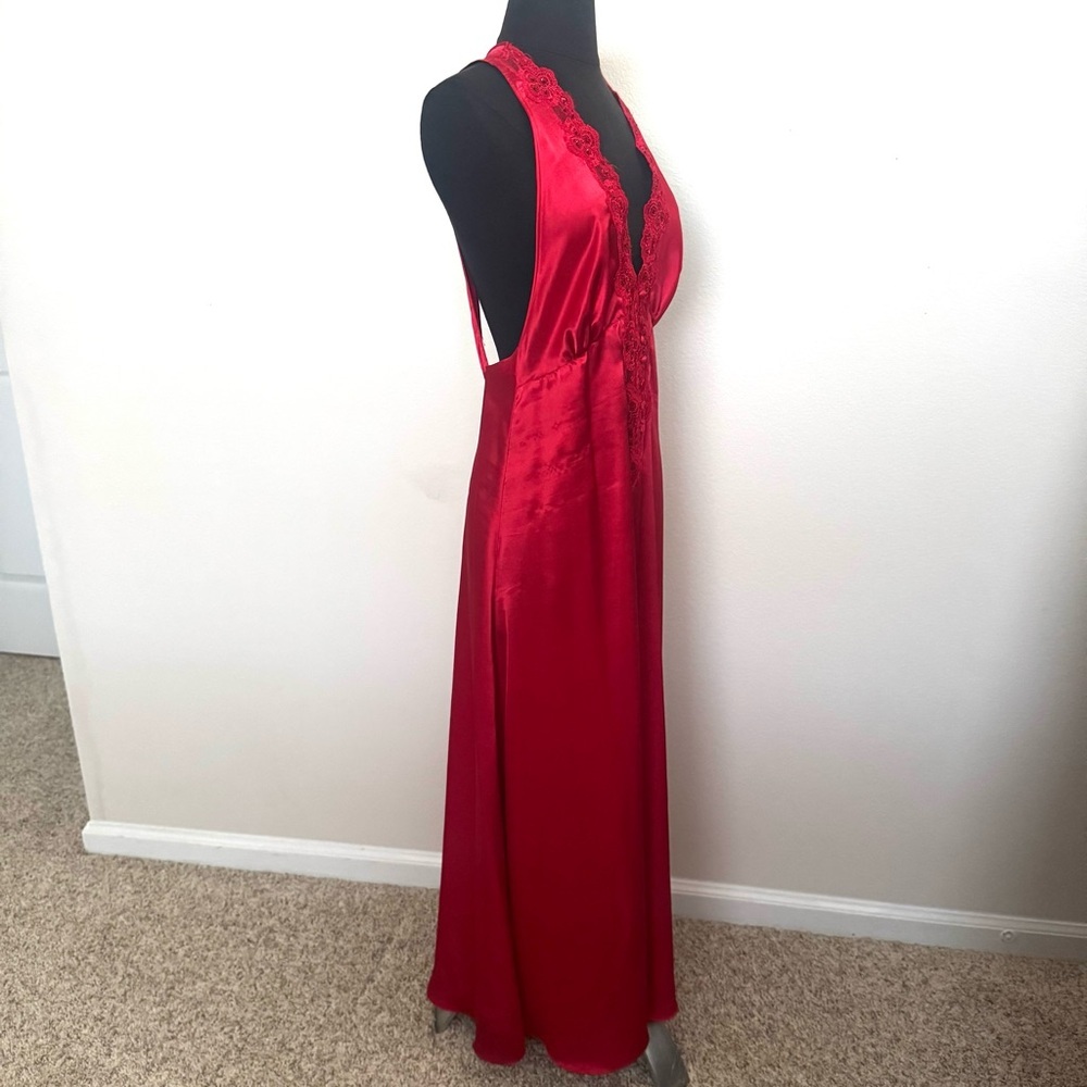 Vintage VICTORIA'S SECRET Red Lace Slip 80s Gold Label Size Medium - Picture 4 of 8
